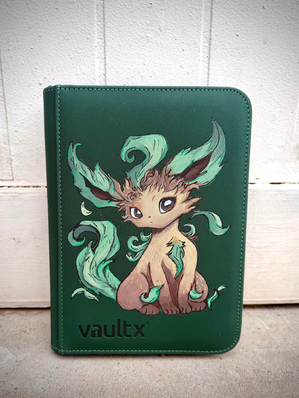 Leafeon Vault 4 Pocket Trading Card Zip Binder